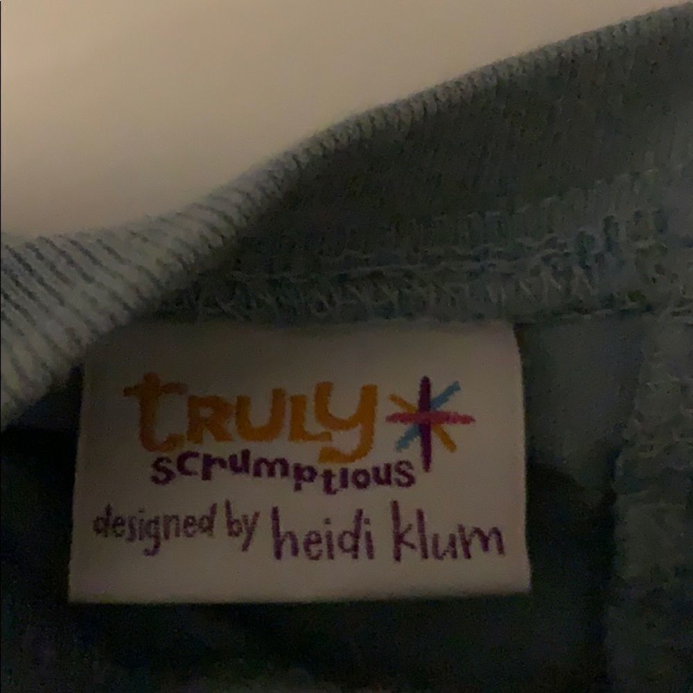 Truly Scrumptious onesie   - Picture 3 of 3